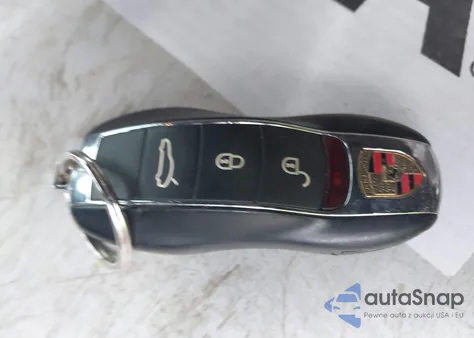 2012 Porsche Panamera 4 from USA, damaged, VIN WP0AA2A75CL010910